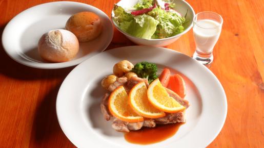 <Web割対象商品>【キングツアーバス旅】どっさどっさin早春の伊豆~柿田川湧水~〔府中・調布発〕3